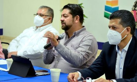 Autoridades de Coahuila invitan a cumplir protocolos en reuniones por temporada decembrina