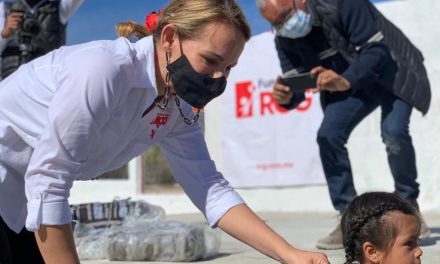 Fundación RCG y Navidad en el Campo llevan alegría a ejidos de Saltillo