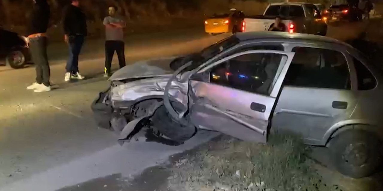 Borracho invade carril y provoca choque en Saltillo