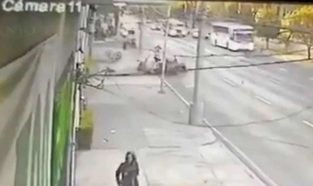 Conductor ebrio embiste a 12 ciclistas que se dirigían a la Basílica de Guadalupe (video)