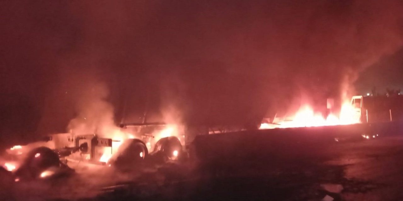 Explota pipa en la carretera Monterrey- Saltillo