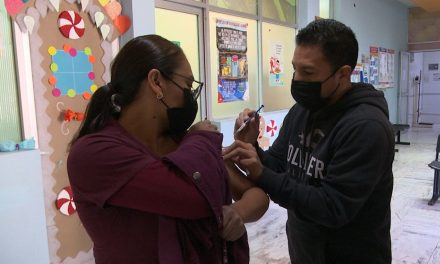 Continuará la vacunación de refuerzo contra Covid en Saltillo