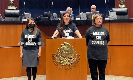 Urgen medicamentos para quimios: protestan en el Senado por desabasto