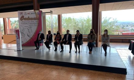 ¡Felicidades!; se gradúan mujeres que cursaron estudios en centros comunitarios en Saltillo