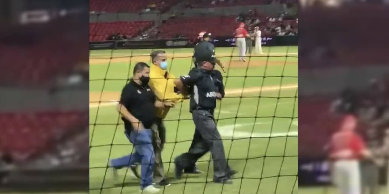 Umpire es detenido en pleno juego de beisbol en Mazatlán