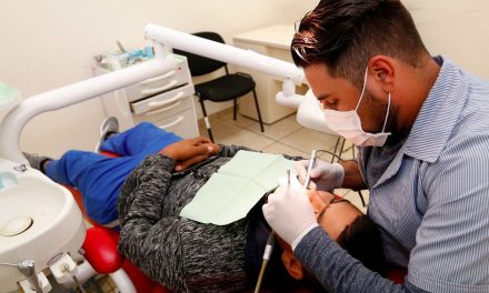 Suspenden 26 consultorios dentales ‘patito’ en Coahuila