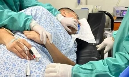 Eduin Caz de Grupo Firme es hospitalizado de emergencia