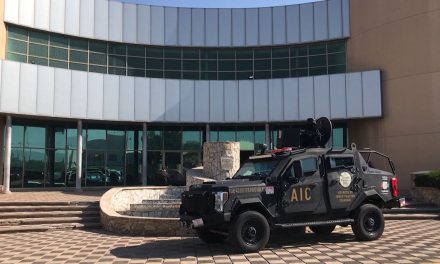 Capturan a presuntos delincuentes; podrían estar relacionados con ataques a edificios de seguridad pública