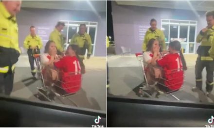 ‘Pero..,¿Cómo?’ Rescatan a dos jóvenes atrapadas en carrito de supermercado (video)