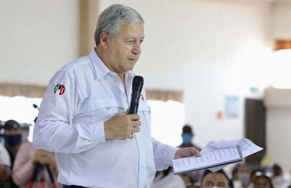 Chema Fraustro perfila su equipo de trabajo