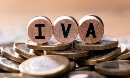 ‘Mi novia y perrhijo se van a enojar’;  Toallas sanitarias y croquetas tendrán IVA