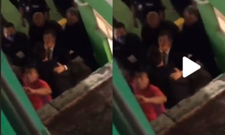 Nahuel Guzmán agrede a los aficionados de León tras quedar eliminados