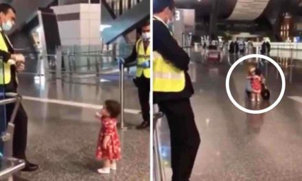 Niña derrite el internet al pedirle permiso a un oficial para abrazar a su tía en un aeropuerto