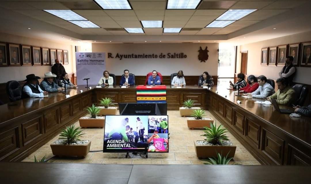Manolo Jiménez comparte buenas prácticas con 25 alcaldes electos de Coahuila y México
