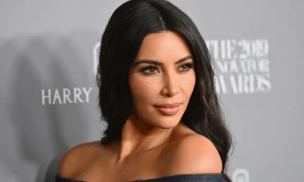 Demandan a Kim Kardashian por supuesta estafa con criptomonedas