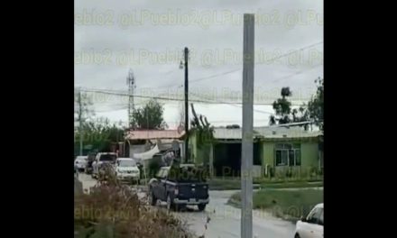Miembros del Cártel del Noreste patrullan la frontera con uniformes falsos de la Marina