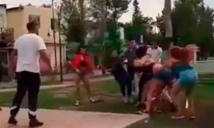 ¡Se acabó la fiesta! Desatan mujeres violenta pelea en Argentina