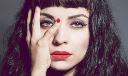 Muere expareja de Mon Laferte, a quien dedicó ‘Tu falta de querer’