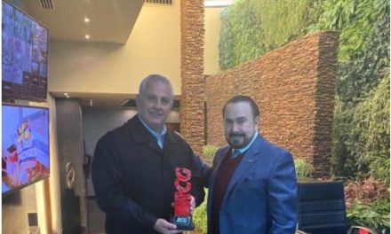 Román Alberto Cepeda sigue trabajando por Torreón