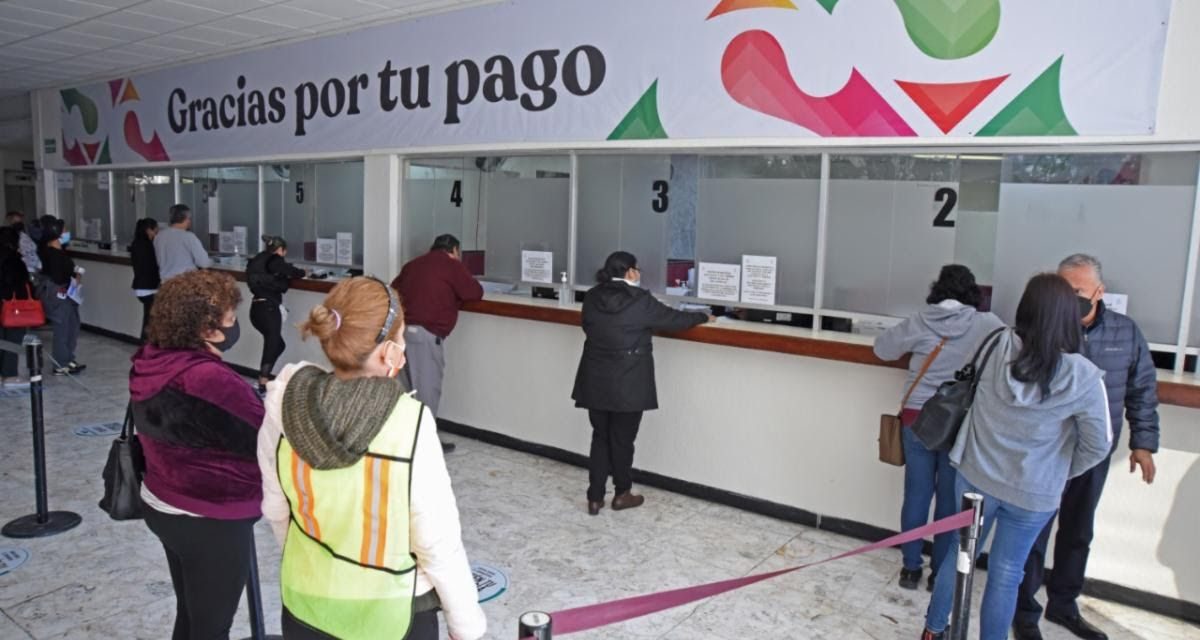 Ciudadanos externan su confianza y pagan su predial en Saltillo