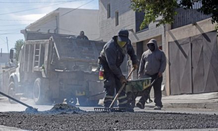 Dan prioridad a reportes ciudadanos para bacheo en Saltillo
