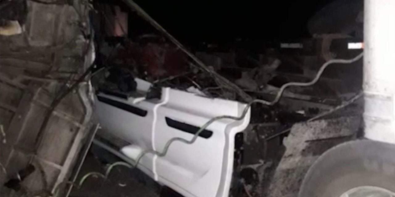 Choque de tres trailers deja un muerto y un lesionado en carretera Saltillo-Torreón