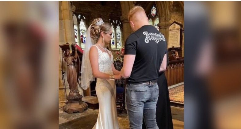 Novio acude a su boda… ¡en pantalón de mezclilla!