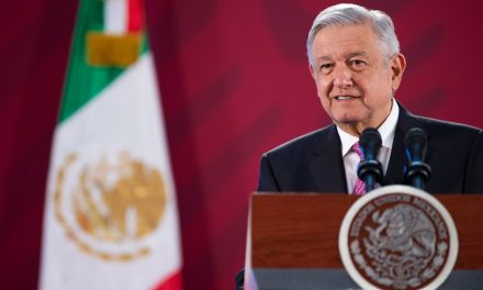 AMLO ‘destapa’ a candidatos de la oposición para las presidenciales