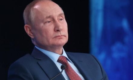 Rusia quedará limpio de «la escoria y los traidores»: Vladimir Putin