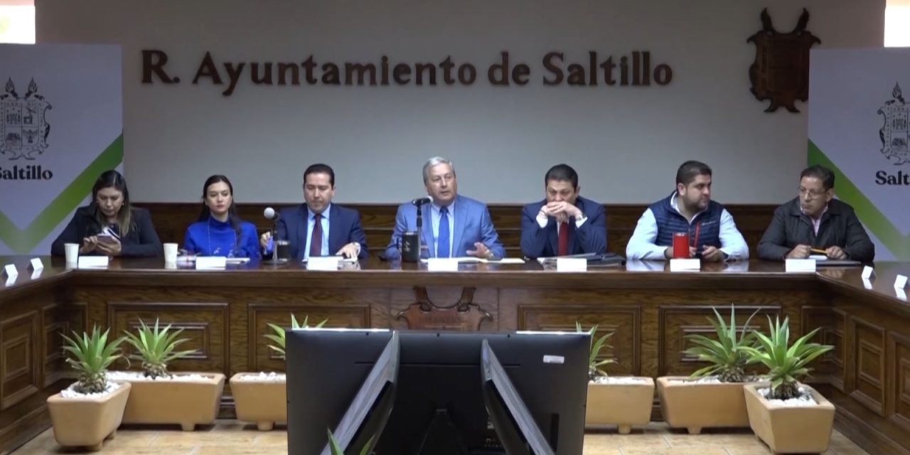 Da seguridad Ayuntamiento de Saltillo con mantenimiento a vialidades