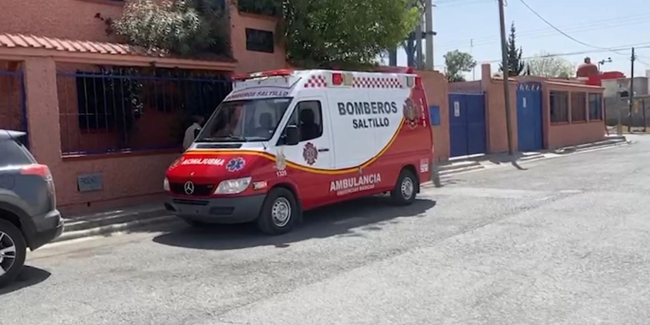 Casi se arranca un dedo por ‘despistado’ en Saltillo