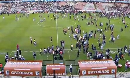 ¡Violencia se desata en el Atlas vs Querétaro! Suspenden el partido