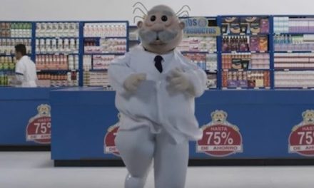 ‘Y se marchó, y a su barco le llamó libertad’; Dr. Simi huye de asalto en farmacia (video)