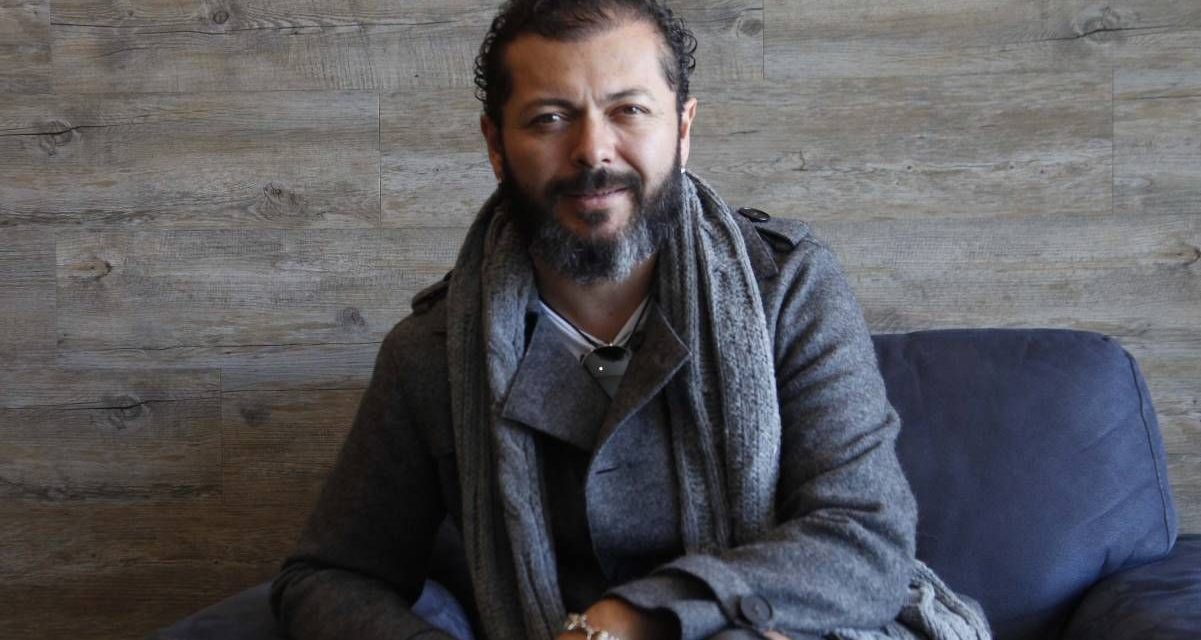 ‘Mi preferencia más profunda son las adolescentes’; Edgar Oceransky es cancelado por pedófilo