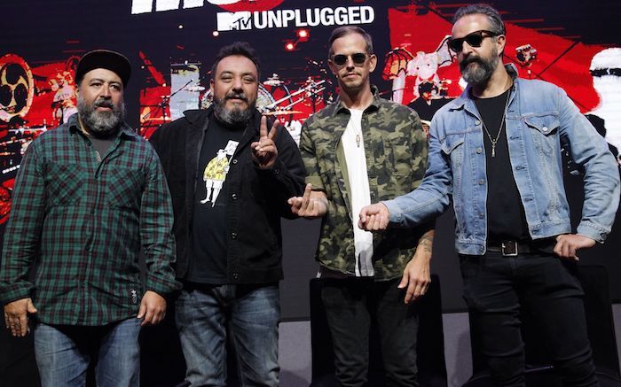 Molotov se lanza contra AMLO, EPN y expresidentes con el tema ‘No olvidamos’