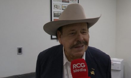 Pide Armando Guadiana participar en la consulta de Revocación de Mandato