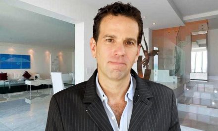 Así es la supuesta mansión millonaria de Carlos Loret de Mola (Video)