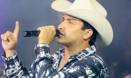 Julión Álvarez celebrará a las mamás de Coahuila