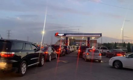 Desata caos gasolinazo en la frontera de Coahuila