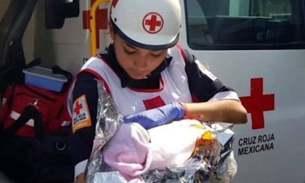 Entre la vida y la muerte bebé de un año en Acuña; casi se ahoga