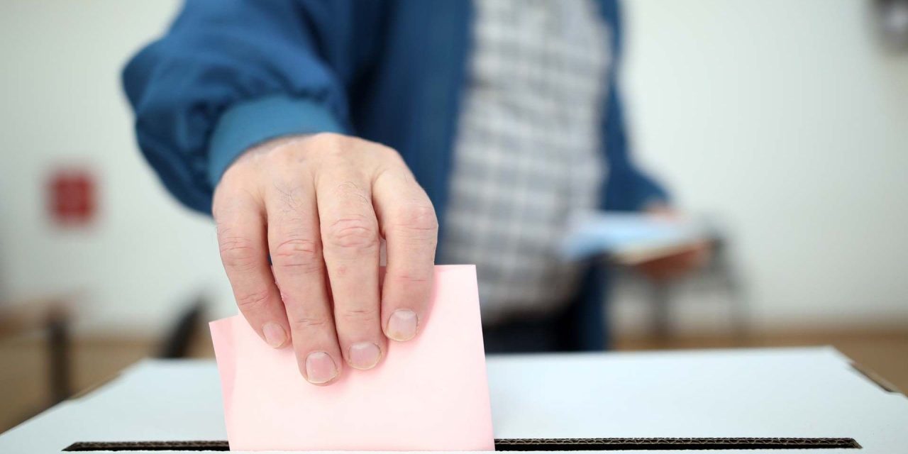 TEPJF declara invalidez de consulta de revocación de mandato