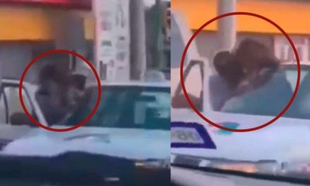 ‘Quiero platicar’; captan a taxista que intentó levantar a una mujer en Acuña