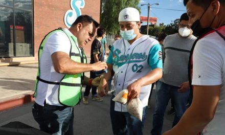 Chema Fraustro agradece colecta de juego con causa de Saraperos