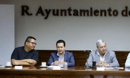 Alcalde de Saltillo revisa avances y proyectos del Programa de Mejoramiento Vial