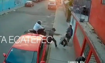 Video: Joven abandona a su novia durante un asalto en Ecatepec