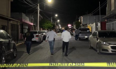 Saltillo: Autoridades catean durante la noche un domicilio en torno al feminicidio de Ana Iselda