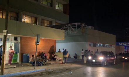Mujer pierde a su hijo el 10 de mayo; fue agredido por un adolescente al sur de Saltillo