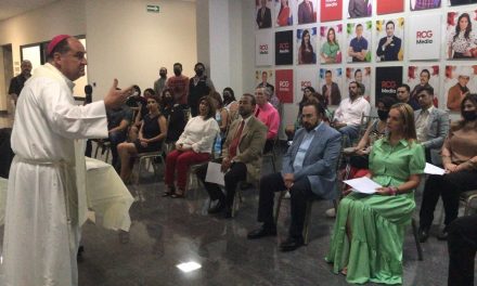 En RCG me siento como en casa: obispo de Saltillo
