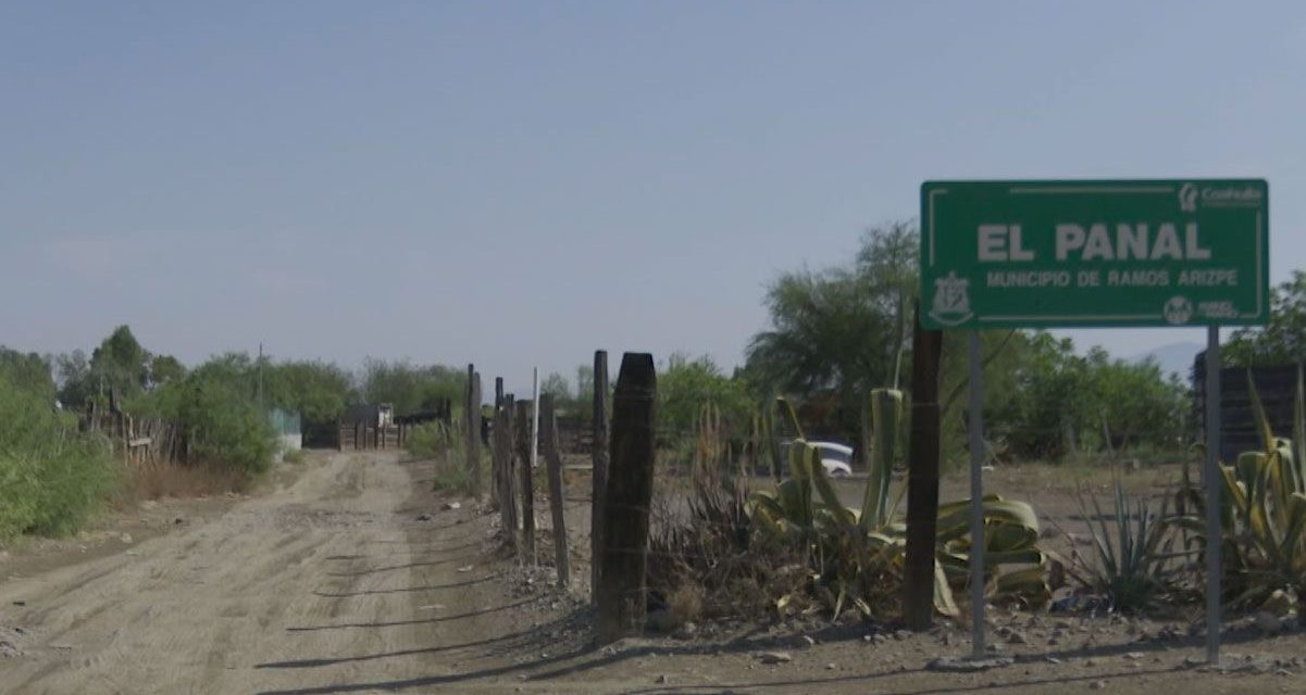 Llevan agua a 12 familias del ejido El Panal en Ramos Arizpe