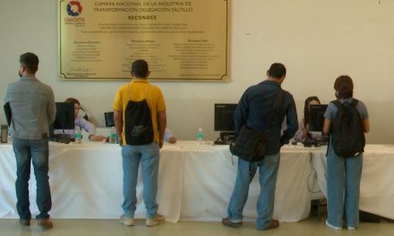 Ofrecen en feria del empleo 1500 vacantes para la región sureste de Coahuila